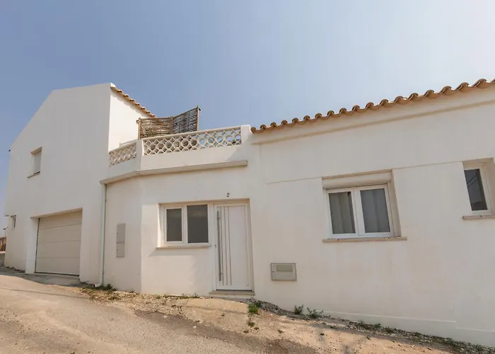 Surf & Chill Peniche Villa